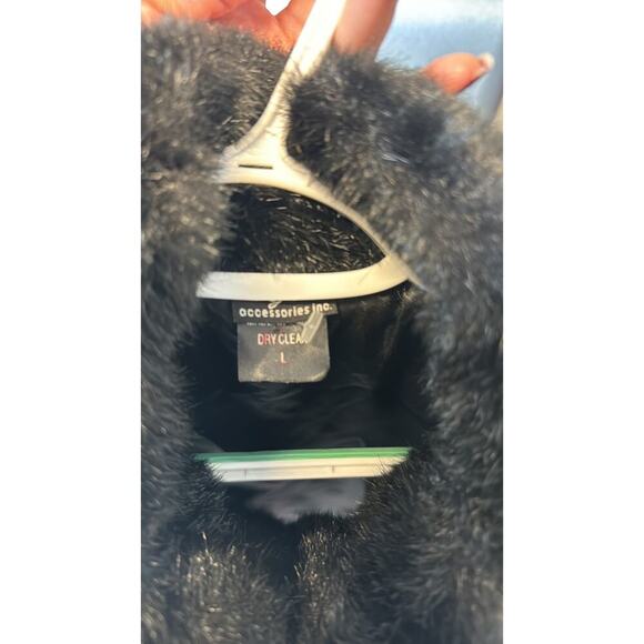 Cejon Accessories Inc. Black Faux Fur Vest Size L western cabin Colorado chic - Picture 8 of 8